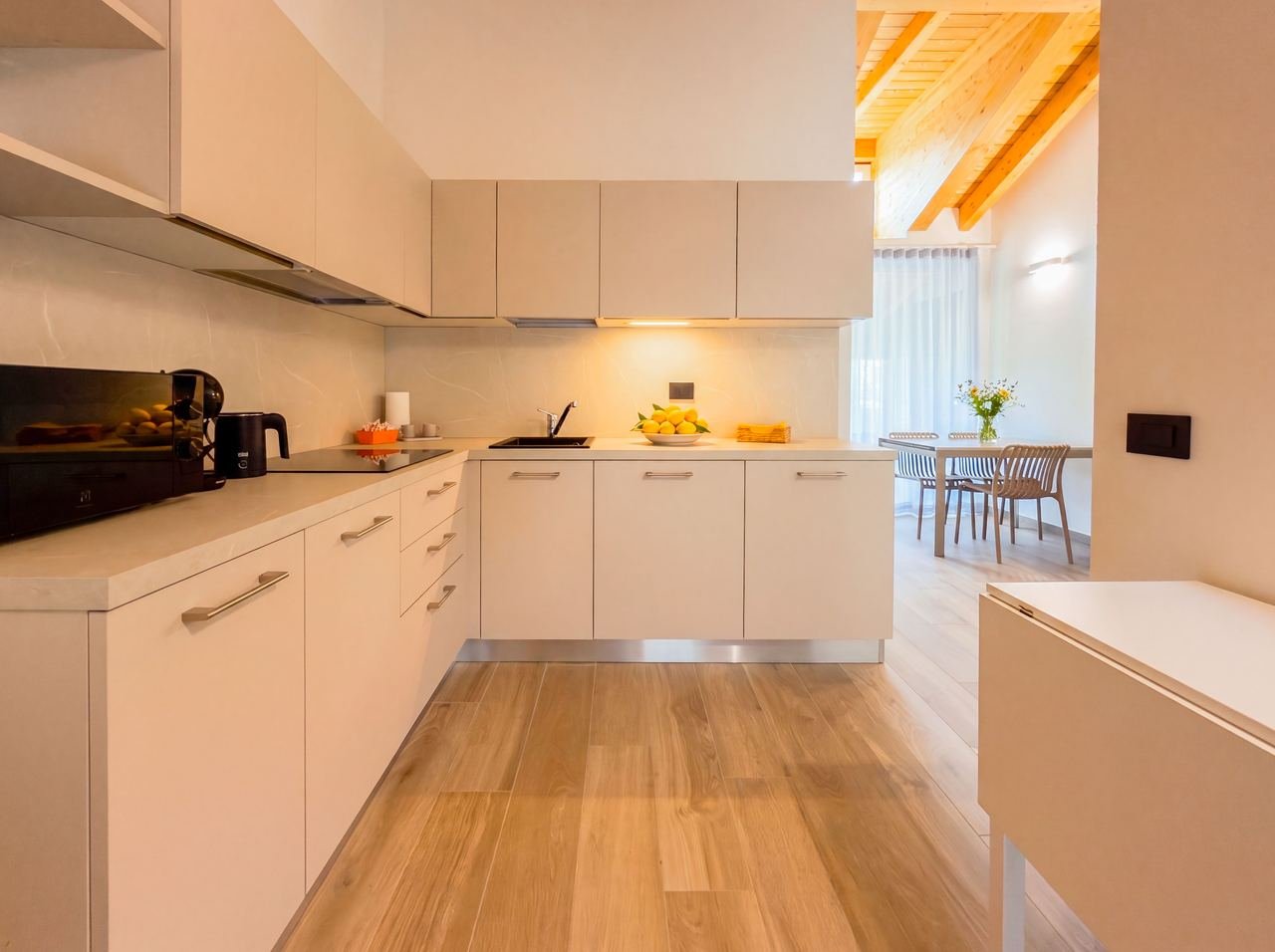 Monolocale 12: cucina attrezzata
