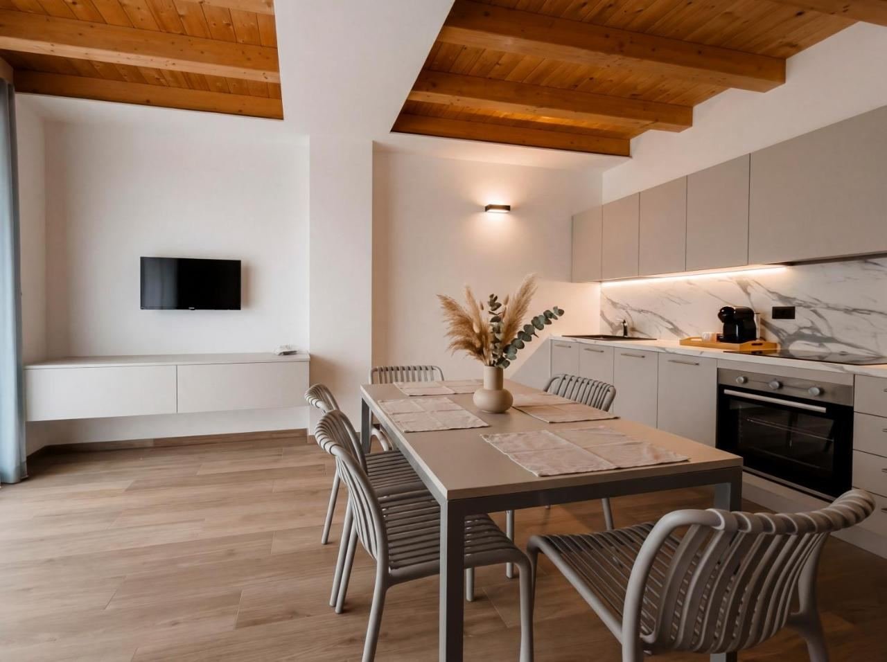Dining area of the Premier Apartment